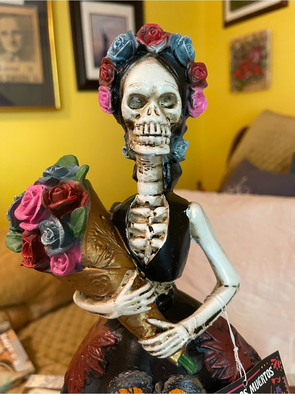 Day of the Dead Catrina Figurine – Black with Multicolor Floral Accents NWT - Picture 4 of 7